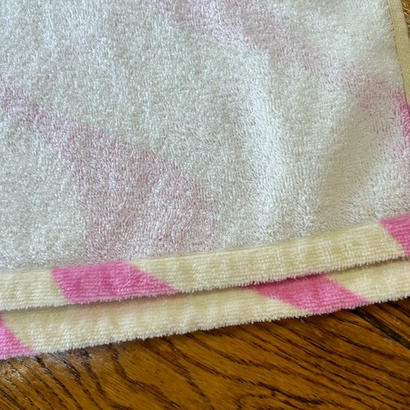 Funboy Poolside Leisure Club beach towel. Approximately 68x30”. Great condition - Picture 5 of 9